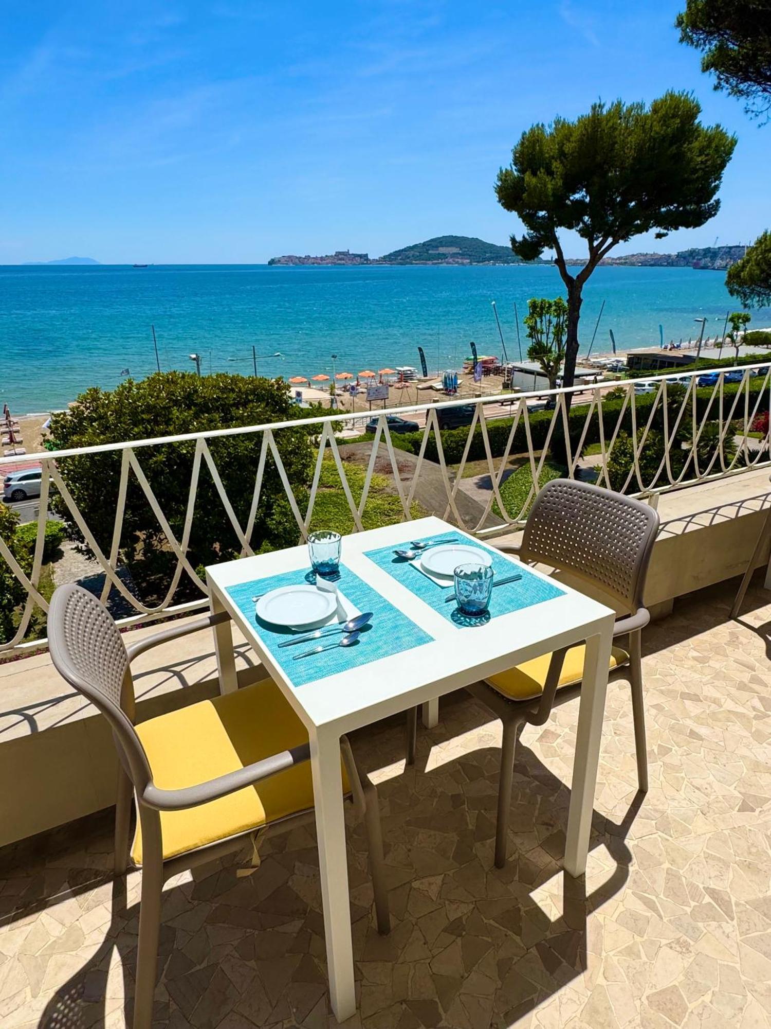 Villa Magnolia Formia Exterior foto