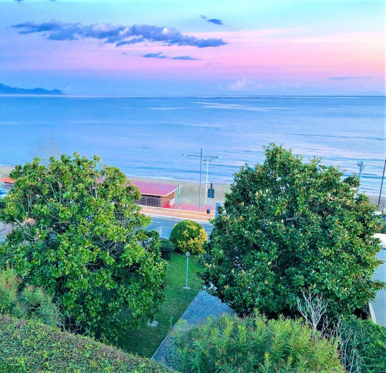 Villa Magnolia Formia Exterior foto